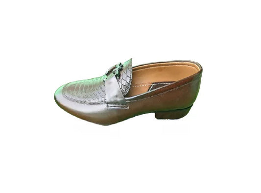 Men’s Black Textured Leather Loafers – Premium Slip-On with Elegant Strap Detailing